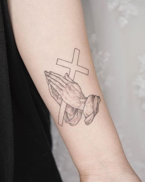 cross tattoo designs for women