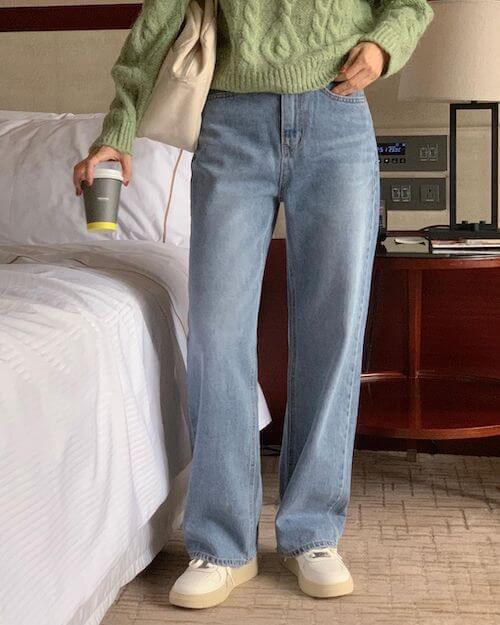 cute Korean outfits with jeans