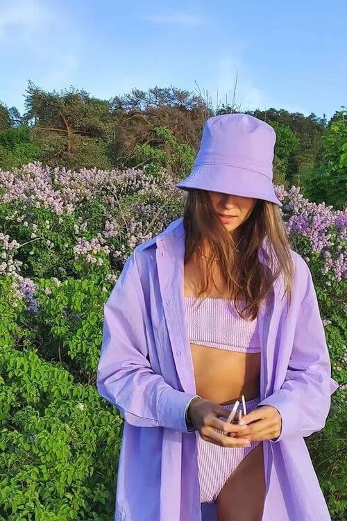 purple fitted hat outfit