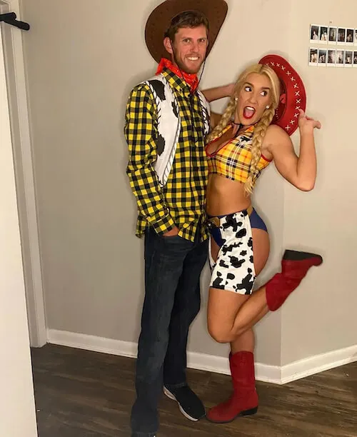 cute couple Halloween costumes