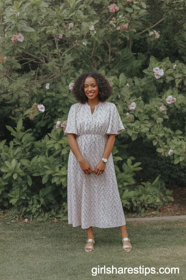 Floral Print Midi Dress with Flutter Sleeves and Sandals