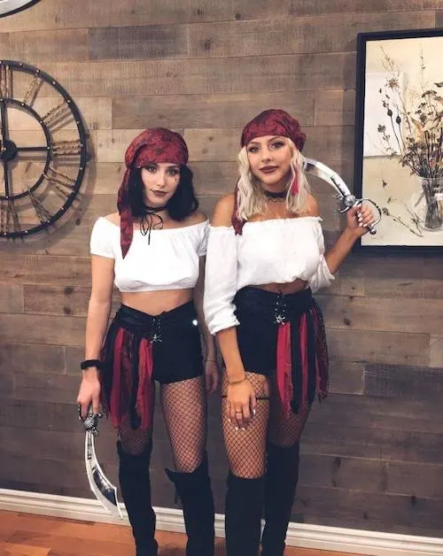 cute women's halloween costumes