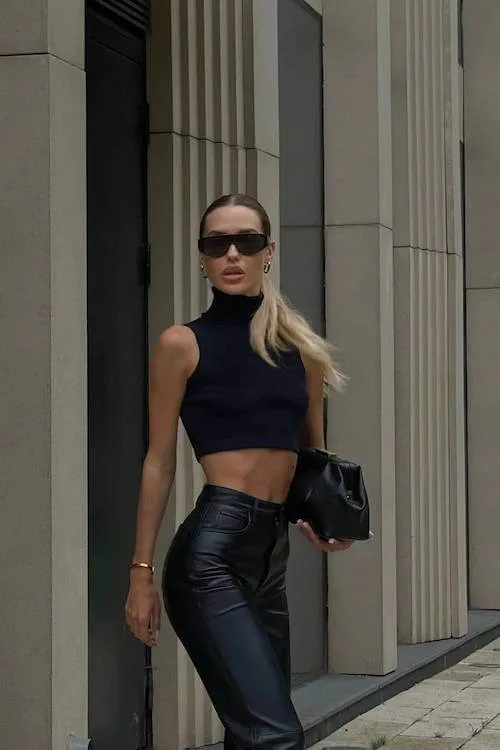 dark feminine outfits