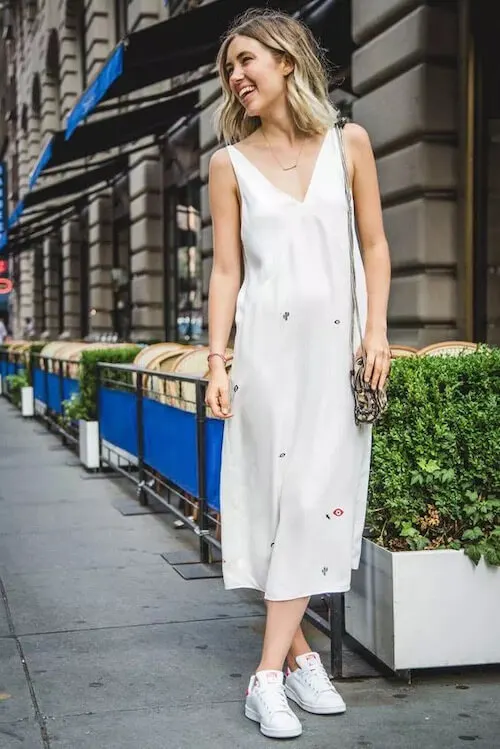 dress with sneakers outfits