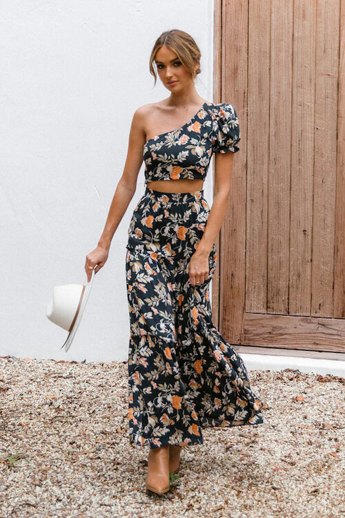 dresses to wear with cowboy boots to a wedding