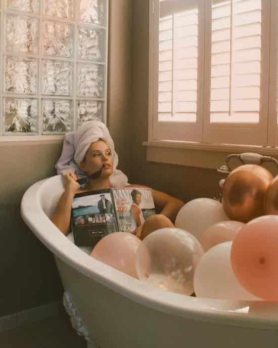 elegant birthday photoshoot ideas