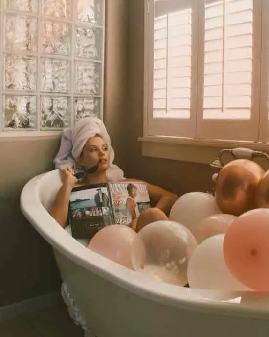 elegant birthday photoshoot ideas