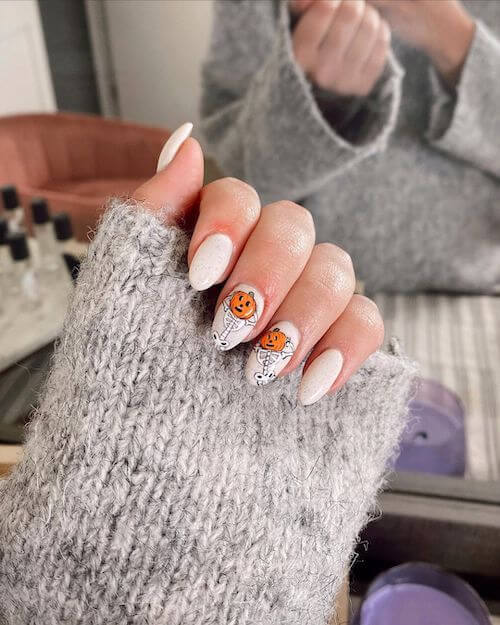 elegant Halloween nail designs