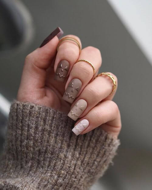 elegant Halloween nail designs