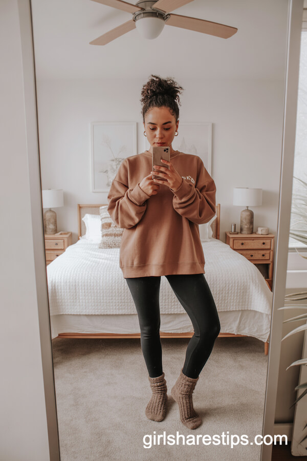 Oversized Sweatshirt with Leggings
