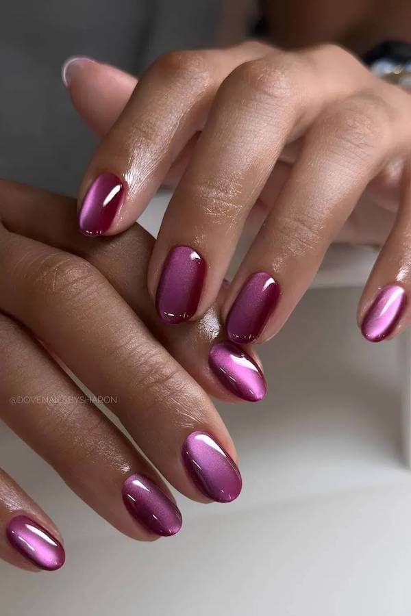 Magenta Cat Eye Nails