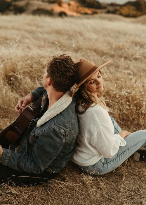 fall couple photoshoot ideas