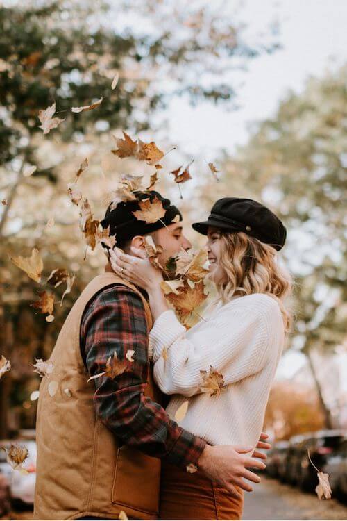 fall couple photoshoot ideas