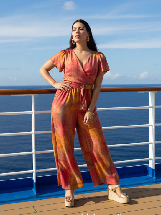 21 Stunning Fall Cruise Outfits for Women: Chic & Comfortable Looks for Every Adventure