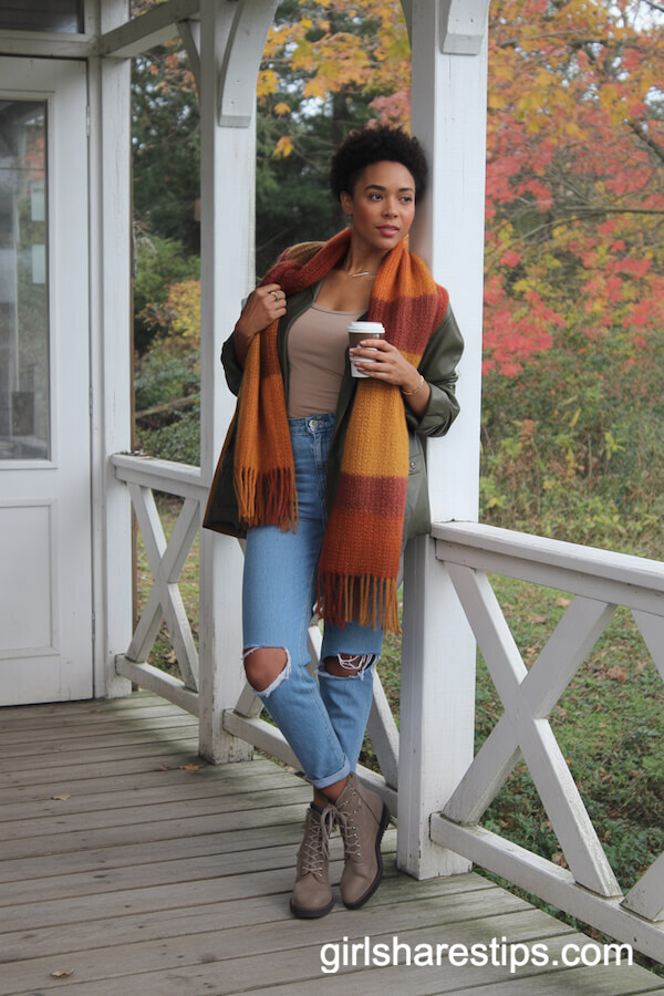 Ripped Skinny Jeans with Oversized Chunky Scarf