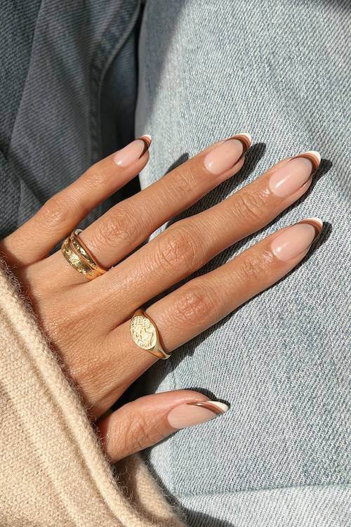 fall minimalist nails