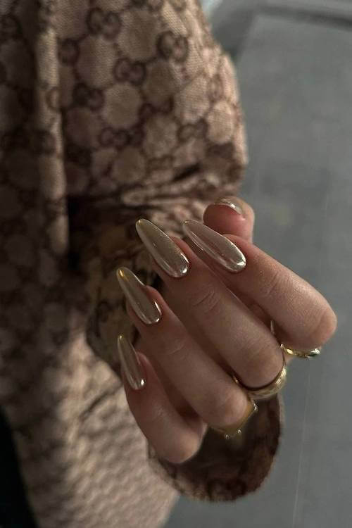 fall minimalist nails