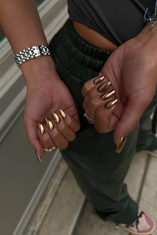 fall minimalist nails