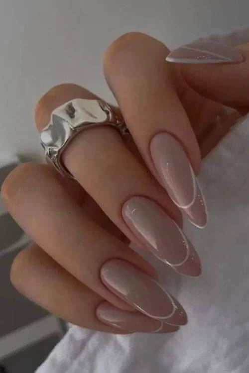 fall minimalist nails
