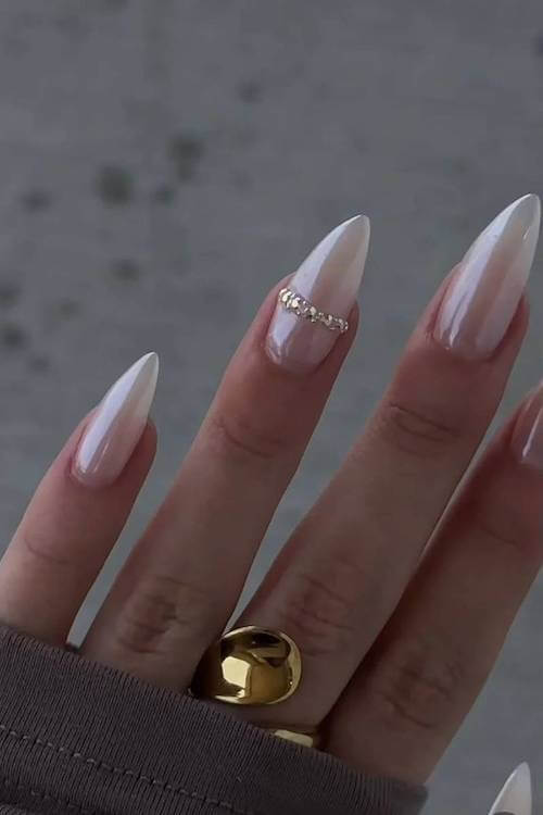 fall minimalist nails