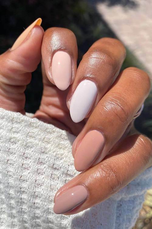 fall minimalist nails