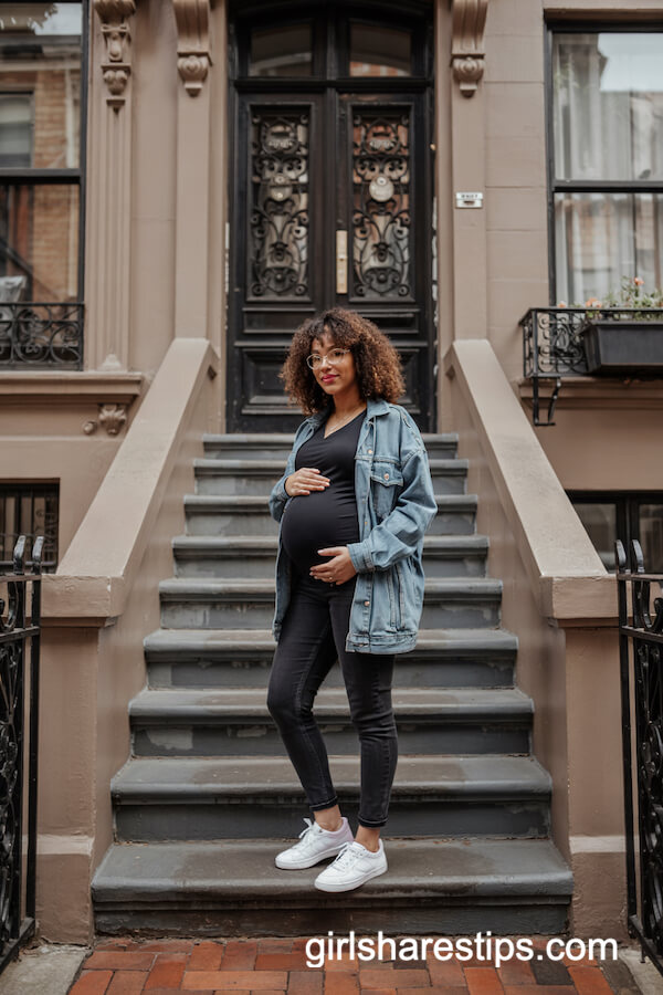 Denim Jacket With Black Maternity Tee & Skinny Jeans