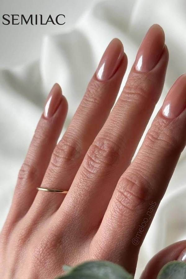 Classic Nude Glossy Nails