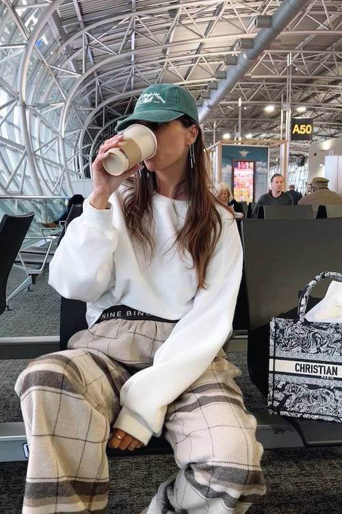fall winter airport outfit