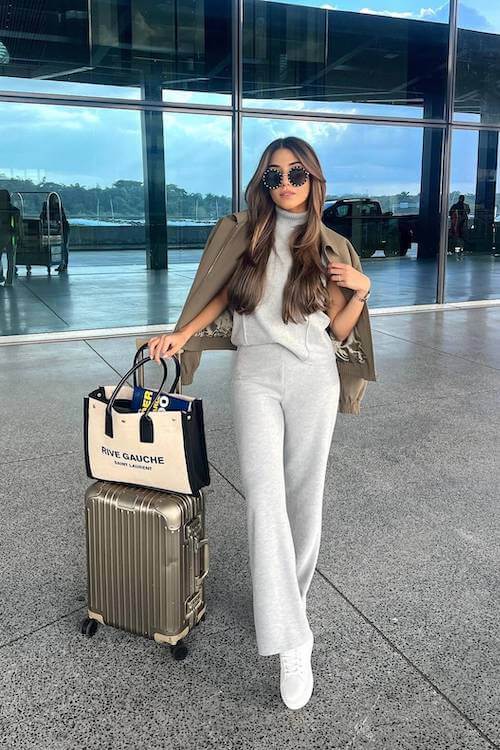 fall winter airport outfit