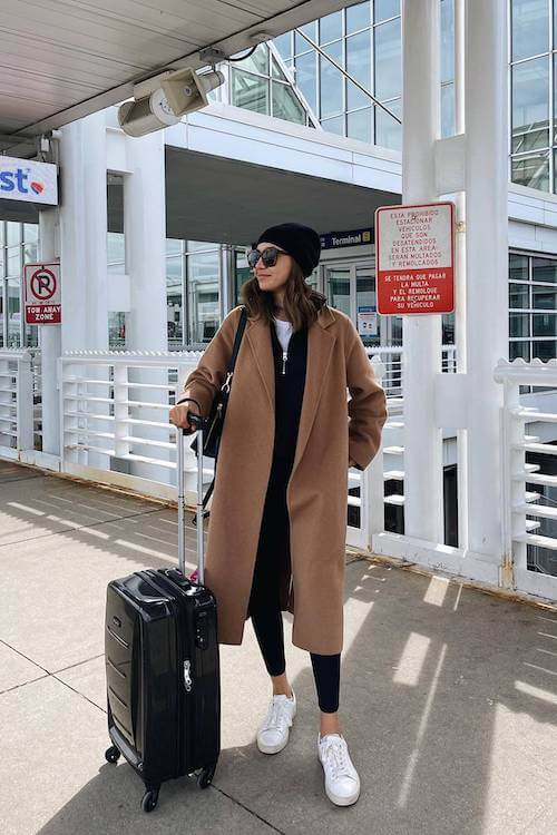 fall winter airport outfit