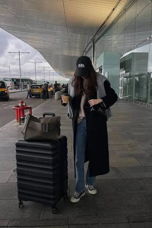 fall winter airport outfit