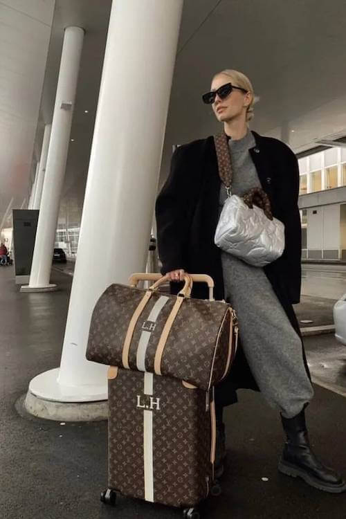 fall winter airport outfit