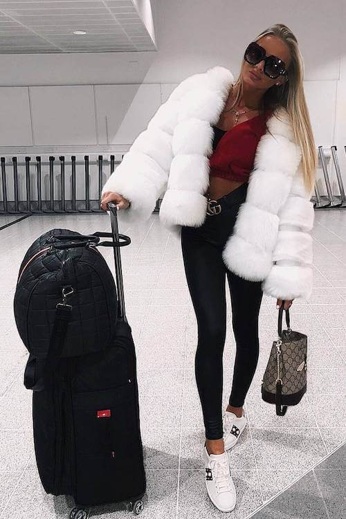 fall winter airport outfit
