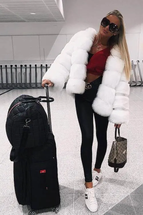 fall winter airport outfit