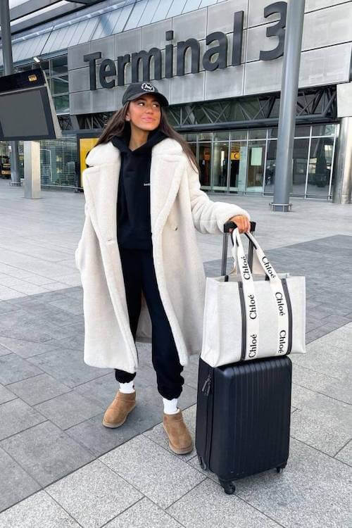 fall winter airport outfit