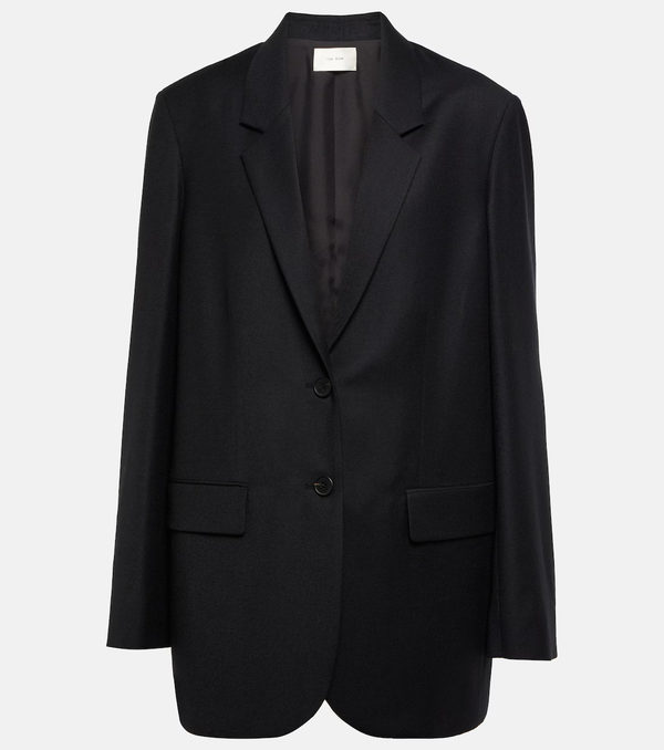 fall winter quiet luxury capsule wardrobe