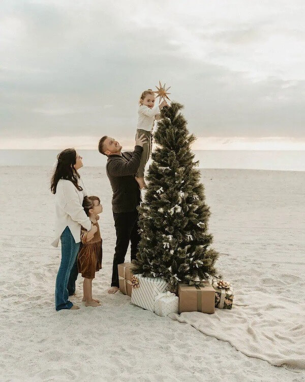 Decorating the Christmas Tree at the Beach