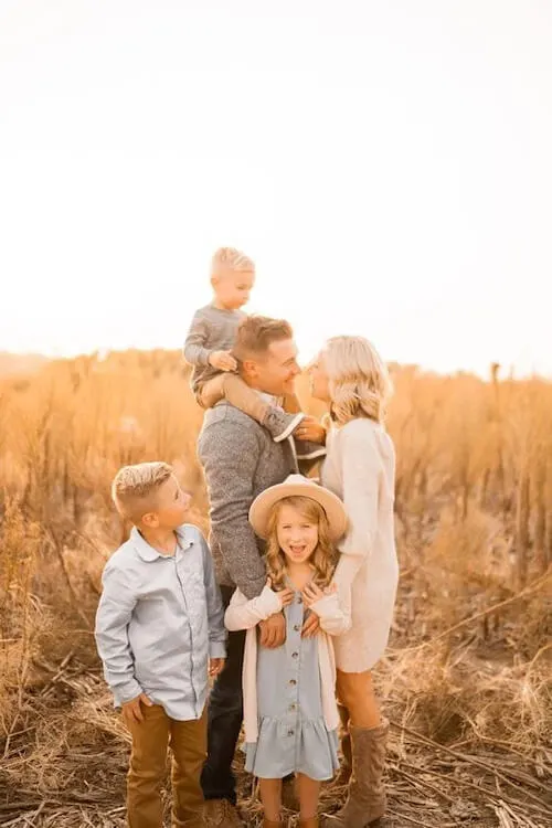 family fall photoshoot ideas