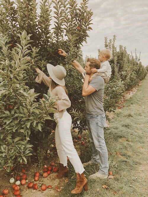 family fall photoshoot ideas