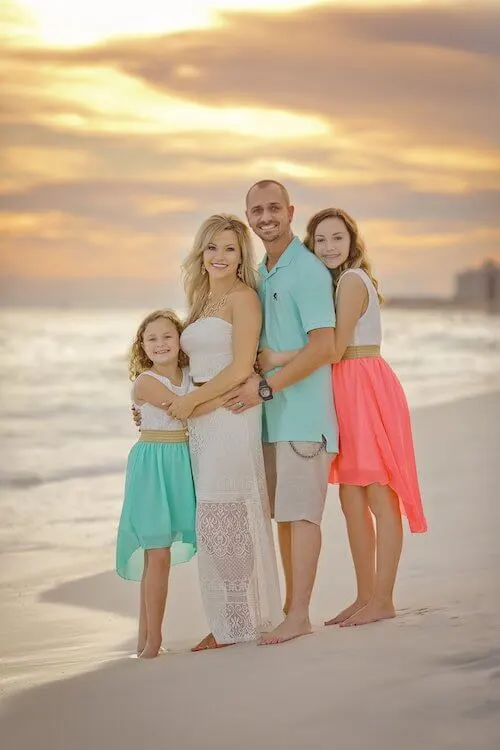 family photoshoot outfits summer