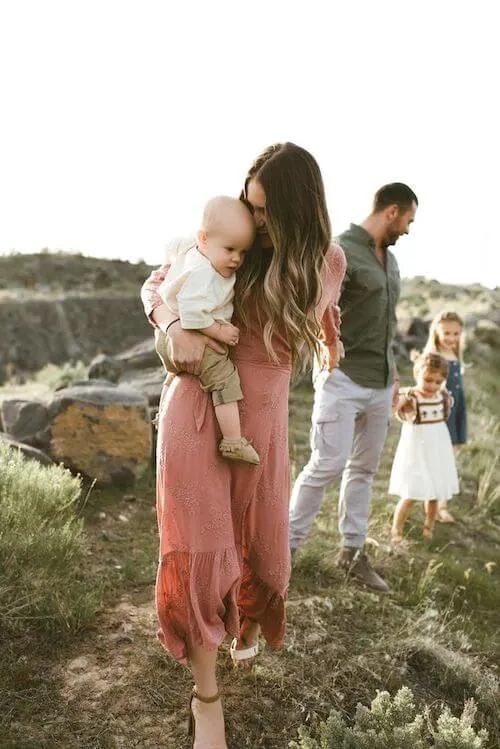 family photoshoot outfits summer