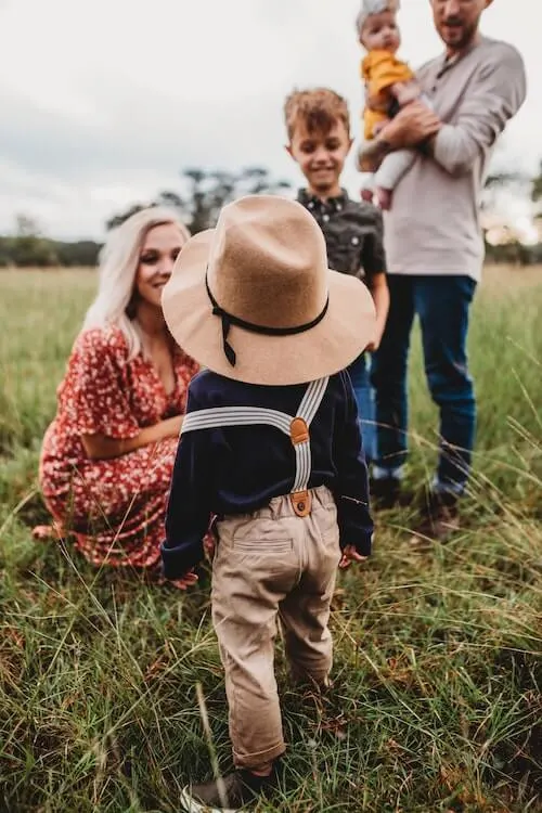 family photoshoot outfits summer