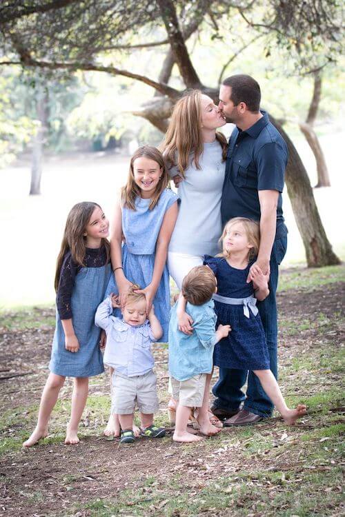 family photoshoot outfits summer