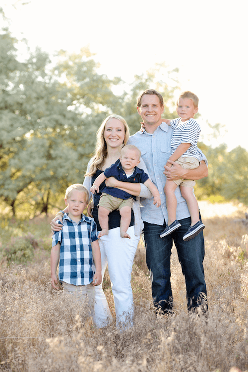 family photoshoot outfits summer