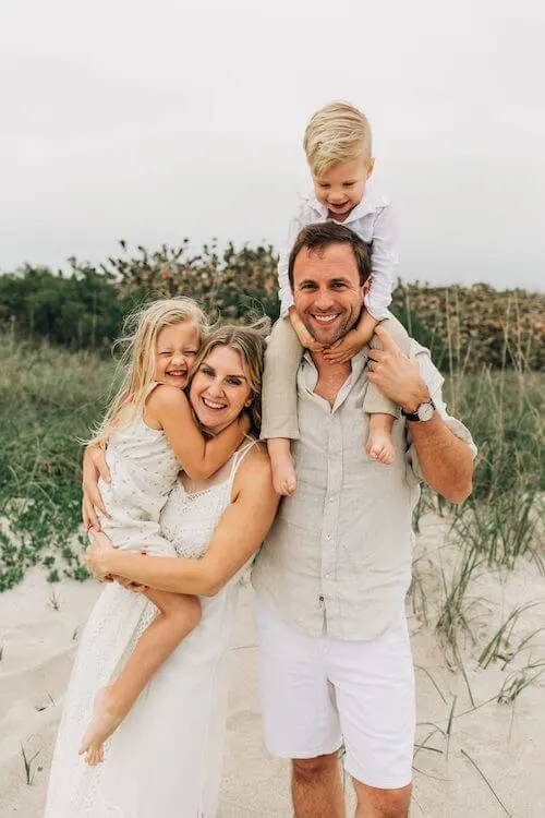 family photoshoot outfits summer