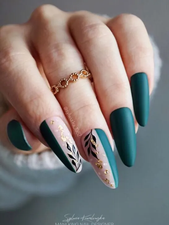 60+ Stunning Forest Green Nails Designs [2023] To Rock The Green Trend