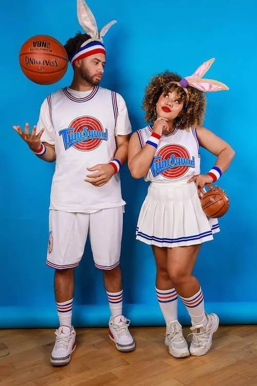 Halloween costumes couples