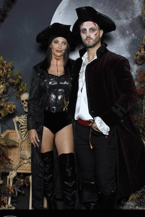 Halloween costumes couples