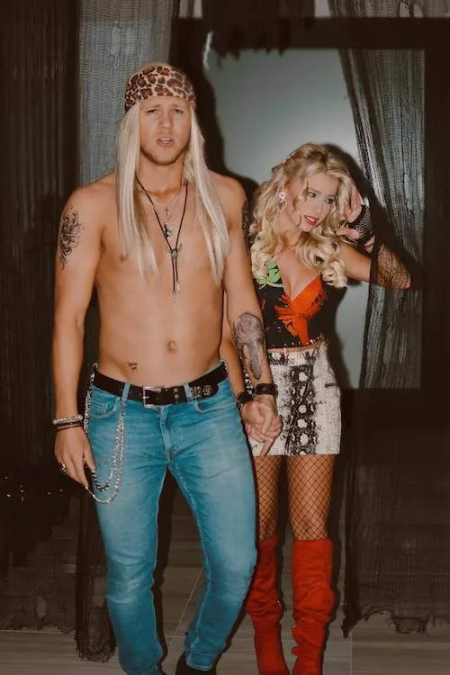 Halloween costumes couples