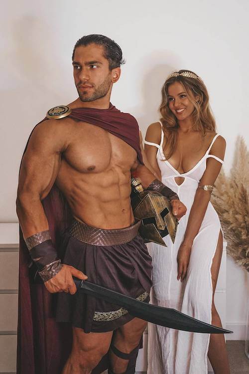 Halloween costumes couples